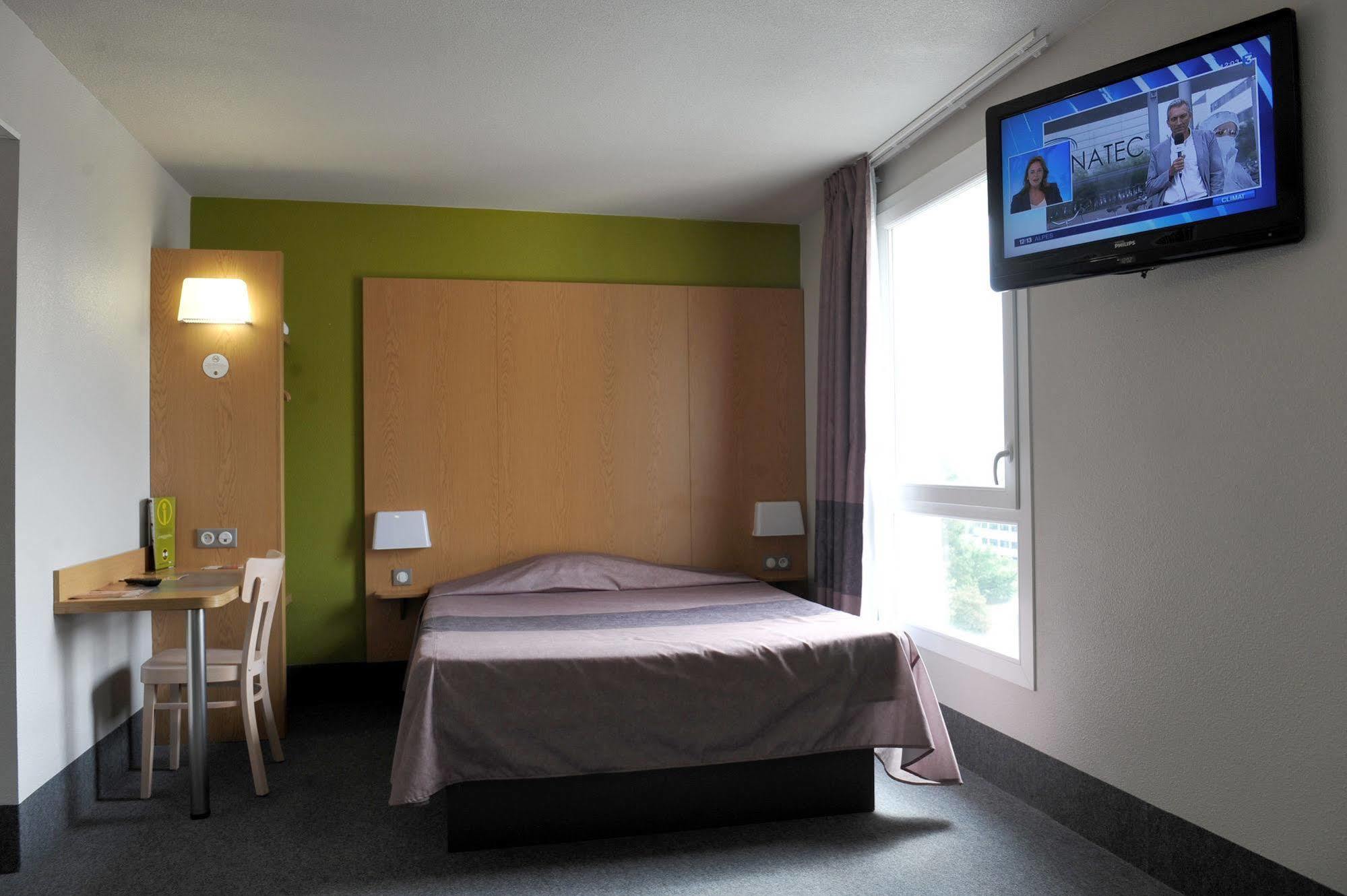 B&B Hotel Grenoble Centre Alpexpo Екстер'єр фото